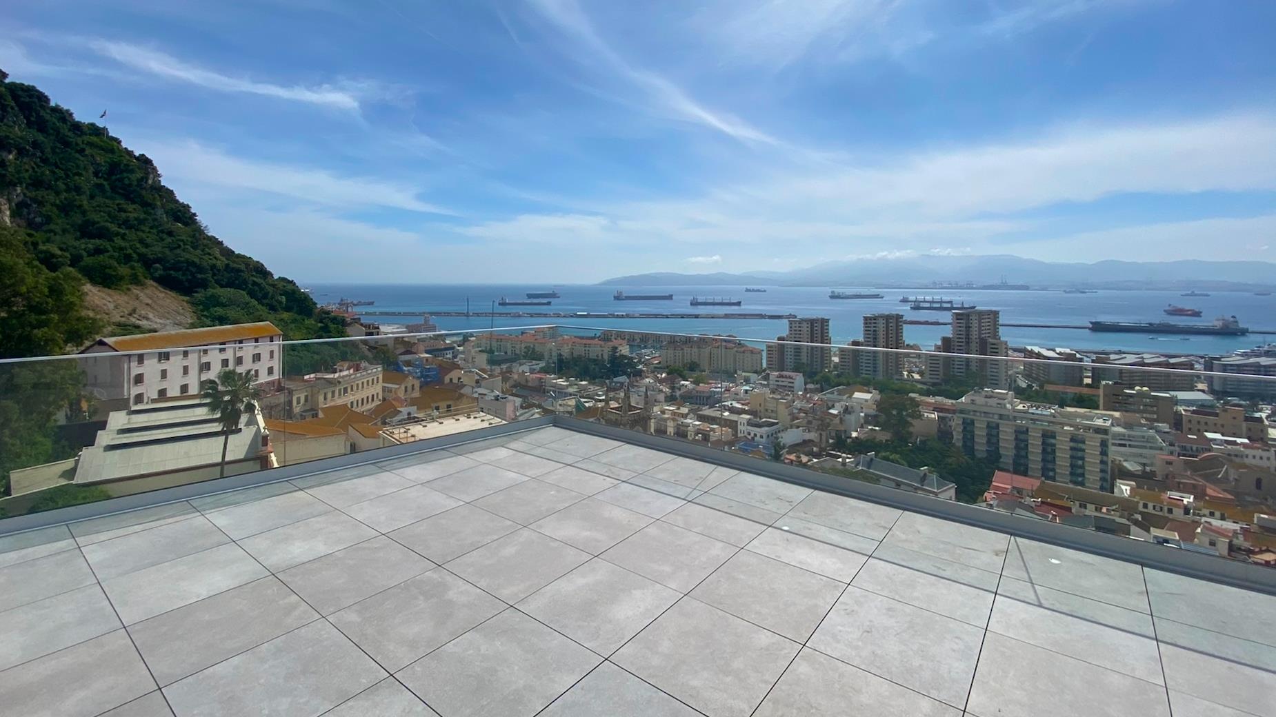 Image of Apartment - 2 Bedrooms - 1 Bathrooms for Sale in Arengos Gardens-Gibraltar, Image 14